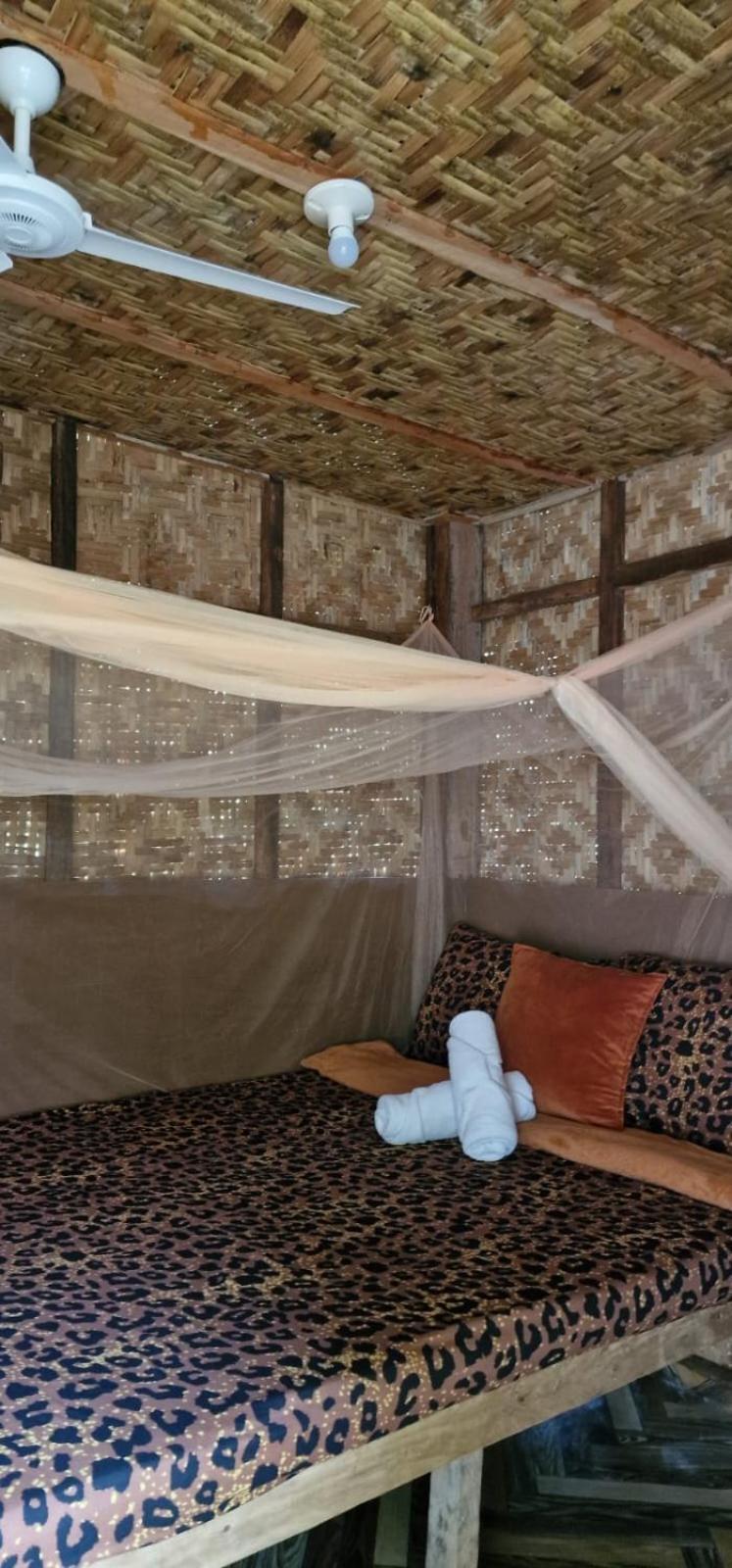 Khloe Serenity Guest House Batuan Екстер'єр фото